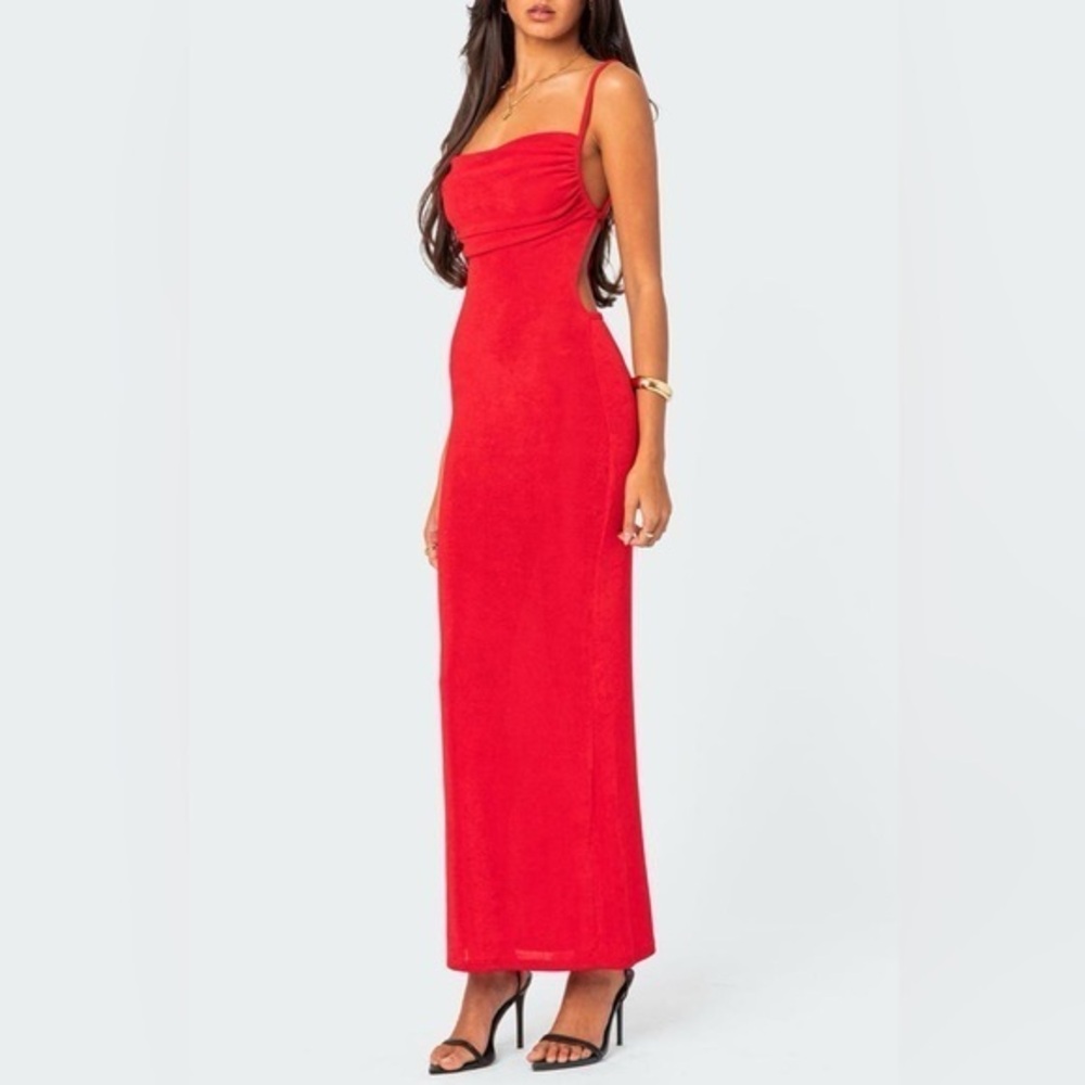 EDIKTED CLEO OPEN BACK MAXI DRESS